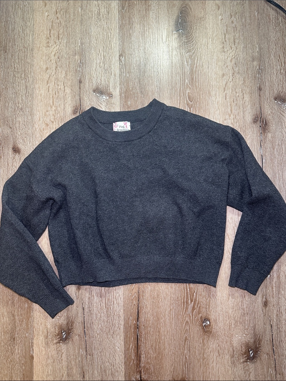 Fall Cozy Women's Crewneck Sweater Crop- Dark Charcoal
